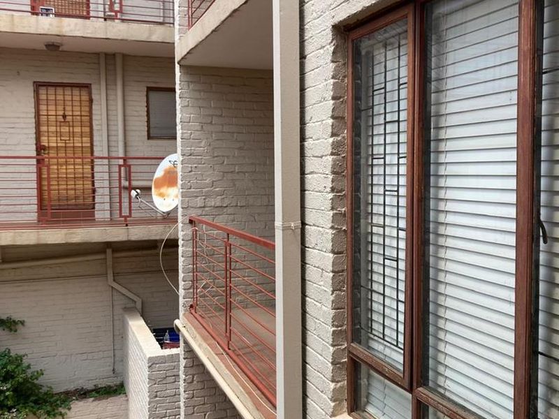 1 BEDROOM APARTMENT FOR SALE IN WESTDENE - Photo 7