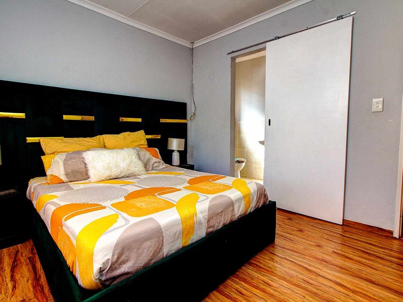 Spacious & Inviting: Your Perfect Townhouse Awaits! - Photo 9