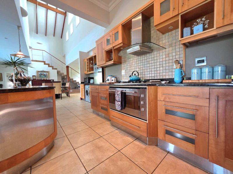 SOLE MANDATE – Prestigious Mount Edgecombe Golf Estate Living - Photo 7