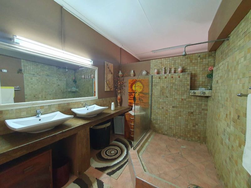 PRICE REDUCED TO N$ 2,050,000-00 FOR A QUICK SALE... - Photo 8