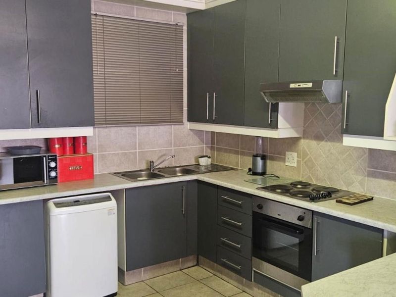 Apartment For Sale in Alberton North, Alberton - Photo 5