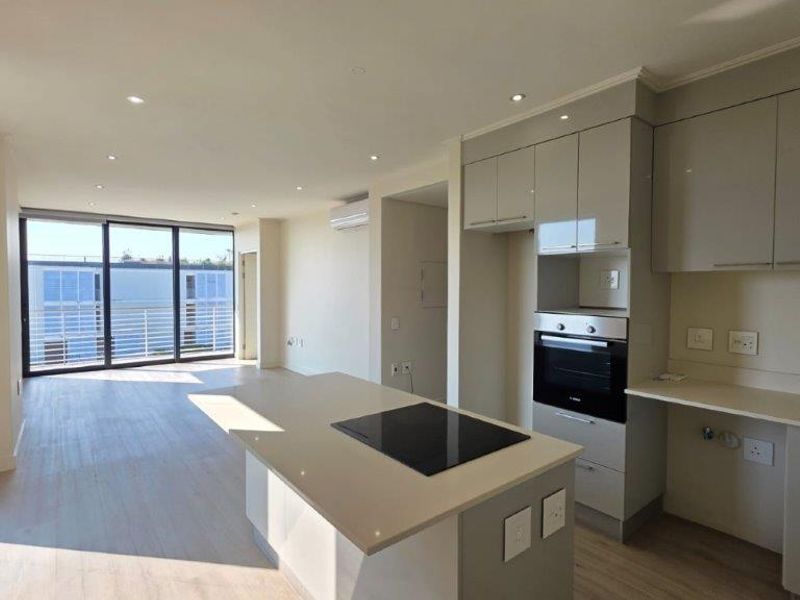 Spacious 2-Bedroom Corner Apartment in Shoreline Retirement Estate (50+ Lifestyle) - Photo 2