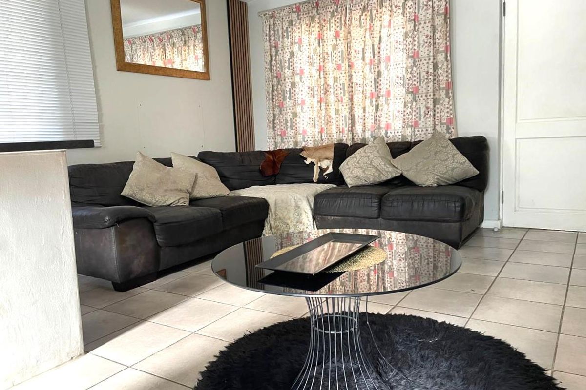 3-Bedroom Family Home - Photo 5