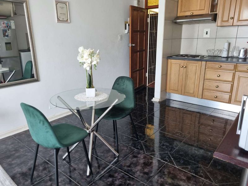 Immaculate Apartment  at Joy Ann Heights Amalinda. - Photo 3