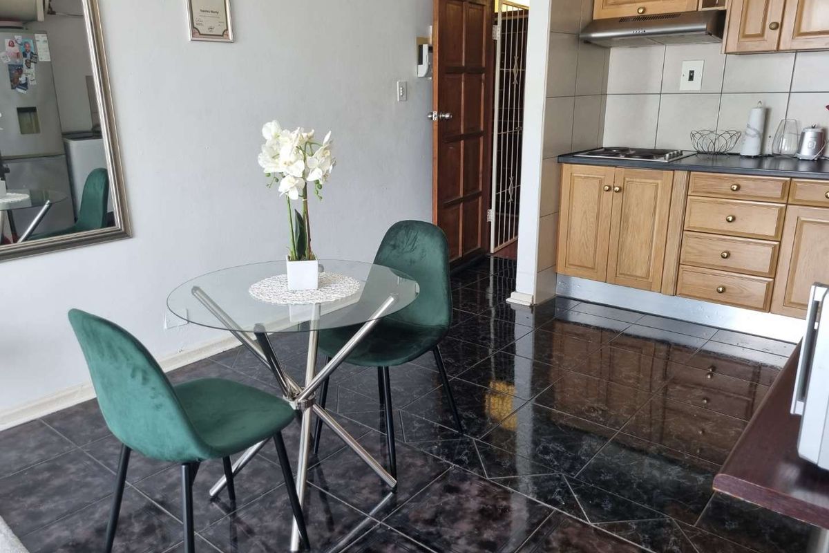 Immaculate Apartment  at Joy Ann Heights Amalinda. - Photo 3