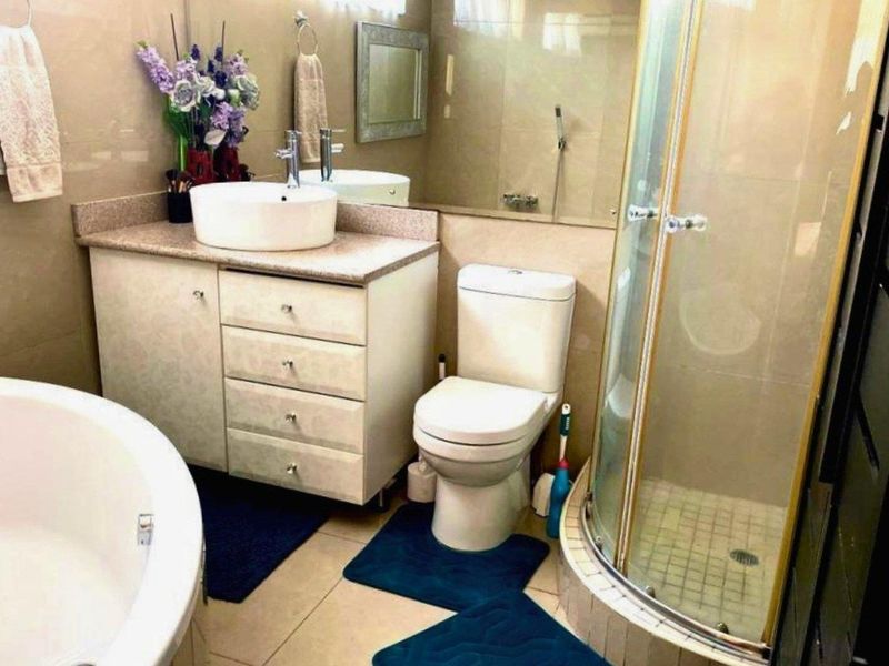 2 BEDROOM GROUND FLOOR APARTMENT - MUSGRAVE - Photo 6