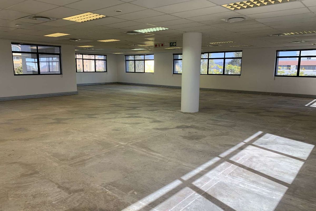 329m2 First Floor Office To Let at 11 Naivasha Road, Sunninghill - Photo 2