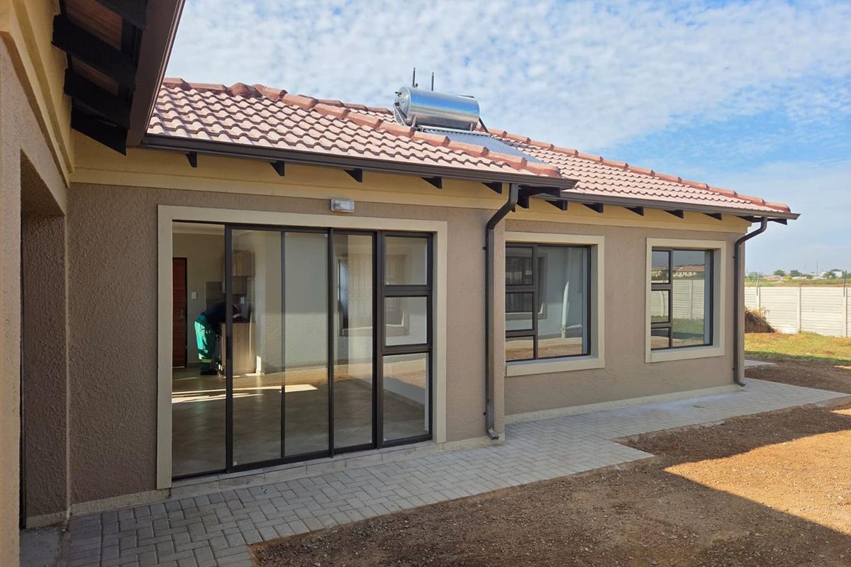 Smart Buy. Sharp Price. Perfect Start - Photo 2