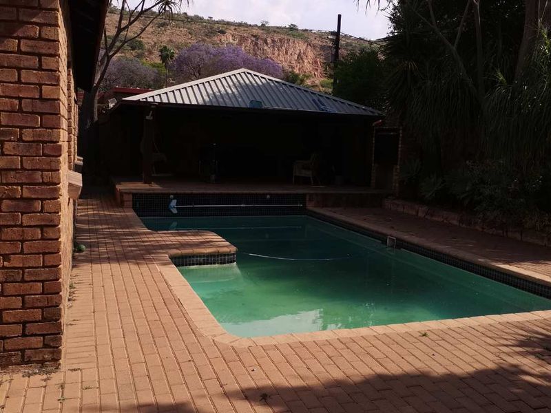 3 BED, 2 BATH HOUSE TO RENT - Photo 4