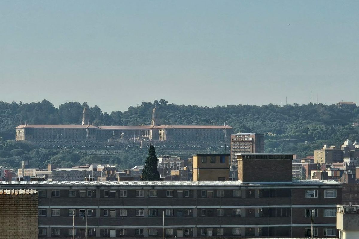 2 Bedroom Flat For Sale - Photo 3