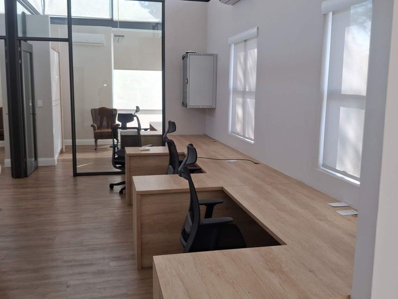 Premium Fully Furnished Corporate Offices To Let | Windhoek West - Photo 2