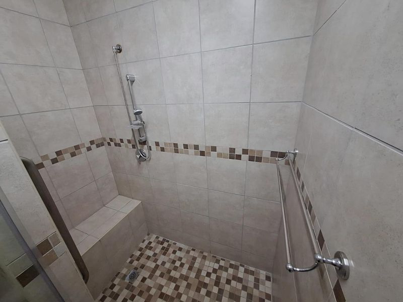 Charming 1-Bedroom Apartment in Country Life Retirement Village, Brentwood Park - Photo 7