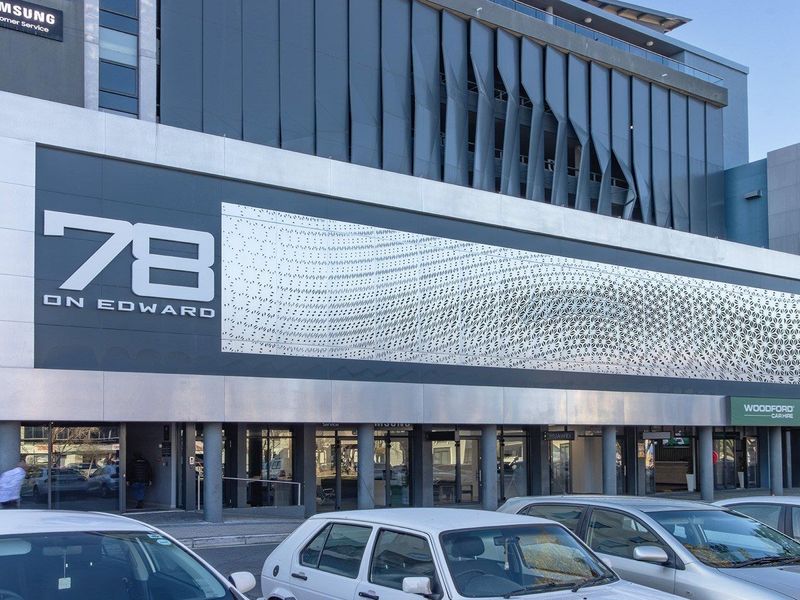 Prime Ground Floor Retail Space with Excellent Street Exposure - Photo 8