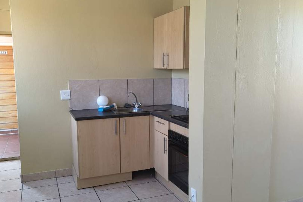 Your New Beginning: 2-Bed Apartment in Meadowlands - Photo 2