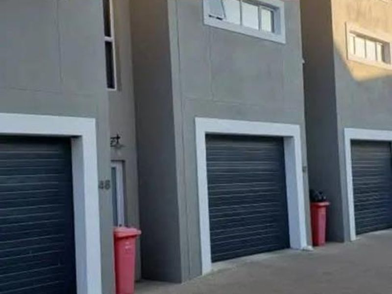 FOR SALE | LE MONT COMPLEX, Avis, Windhoek - Photo 2