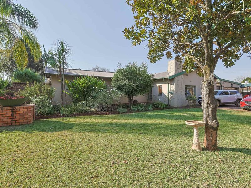 Exclusive Waverley Gem – A Spacious Family Haven in The Moot - Photo 2