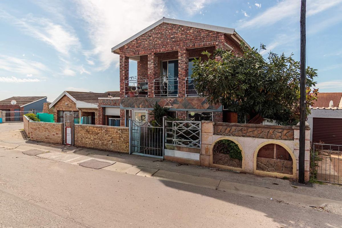 Family Home For Sale - R650 000 Neg - Photo 2
