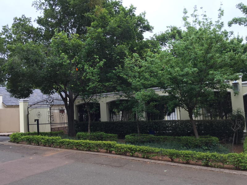 Vacant stand in Waterkloof for development - Photo 2