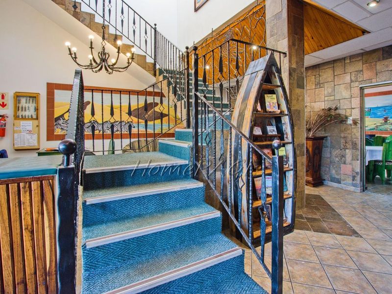Lagoon, Walvis Bay:  18 Bedr Guesthouse is for Sale - Photo 4
