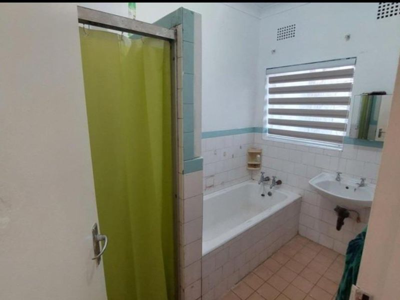Charming 3-Bedroom Family Home for Sale in Dinwiddie, Germiston - Photo 6