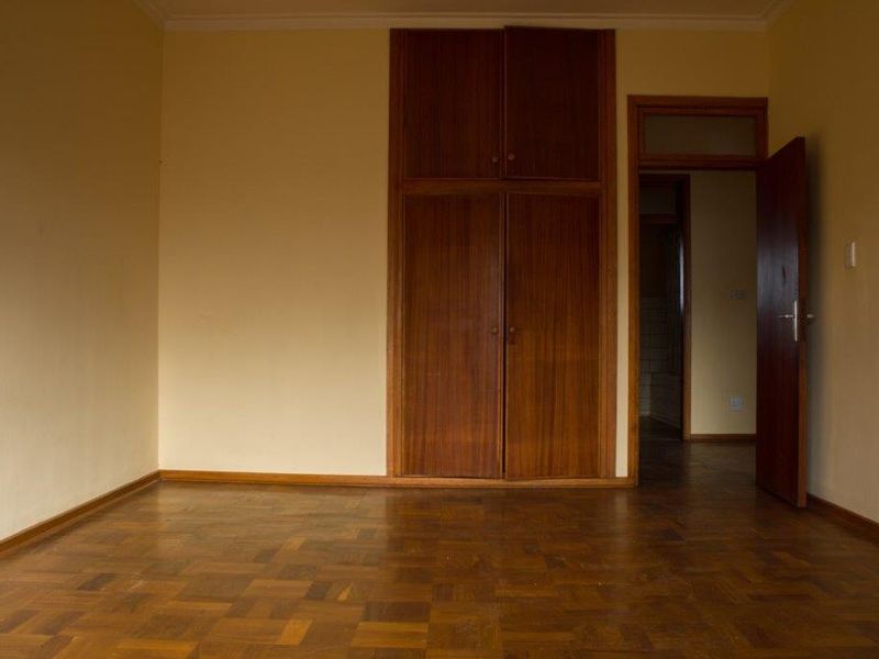 Perfect to trade and live Business Property in CBD - Photo 4