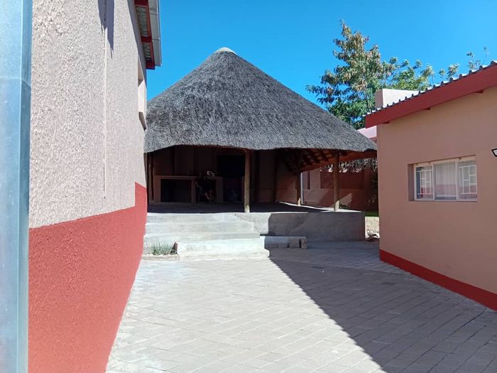 Property #2490452, House For Sale in Khomasdal