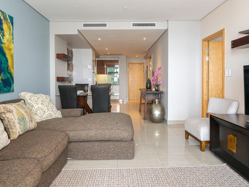 Where Excellence and Convenience Meet - Photo 2