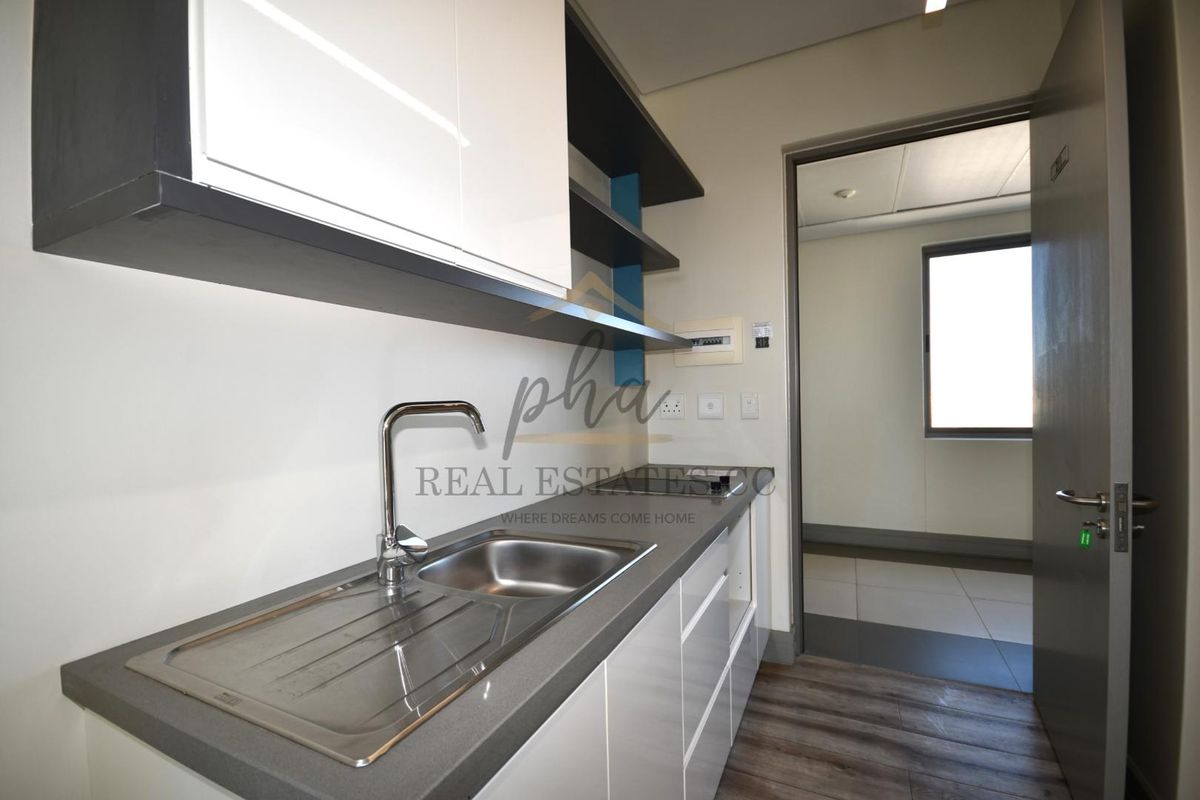 Safe and Low-Maintenance Retirement Oasis! - Photo 4