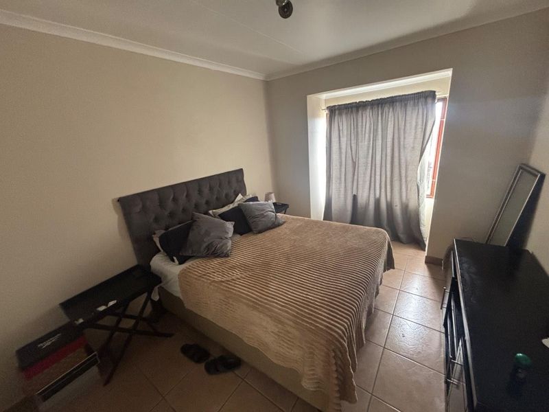 2 Bedroom Unit up for Rent - Photo 6