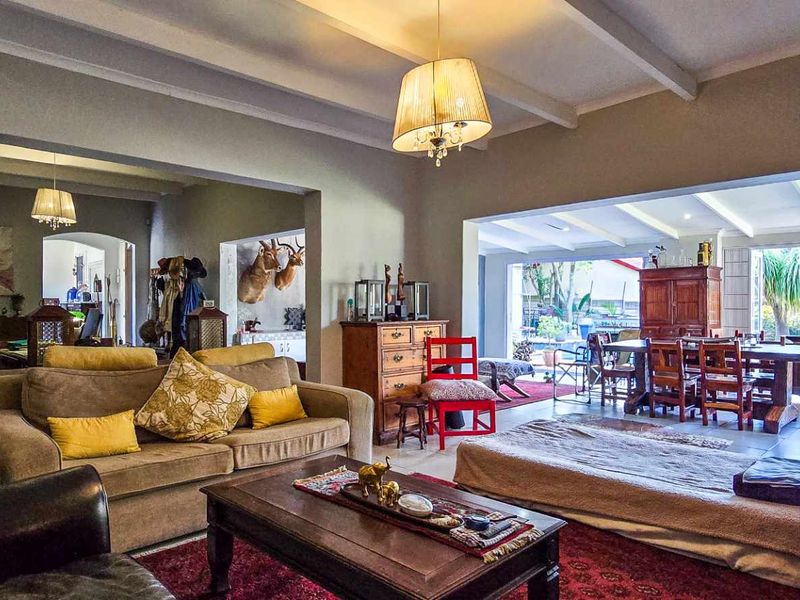 Spacious Family Home For Sale - Photo 8