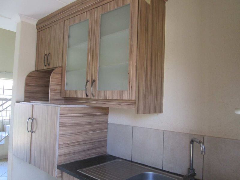 '' VERY BEAUTIFUL ,NEAT AND CLEAN [3] THREE BEDROOMS HOUSE FOR SALE IN WEST VIEW SECURITY ESTATE[ BARGAIN ] - Photo 10
