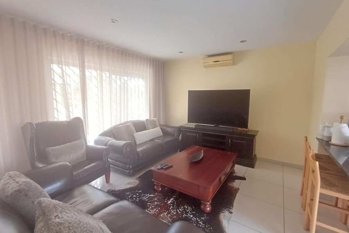 3-Bedroom Duplex in Prime Location - Photo 5