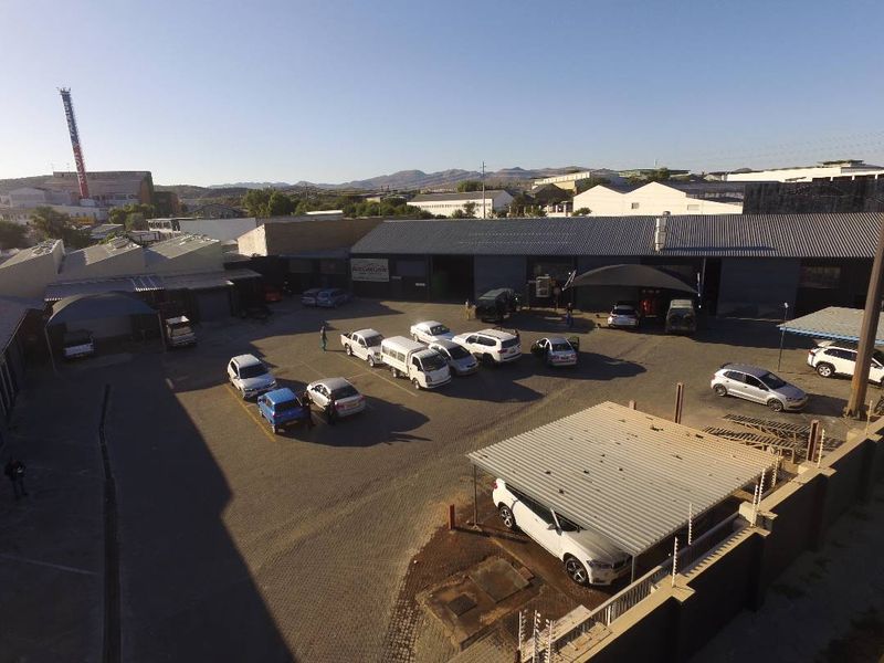 FOR SALE - Property with Warehouses and Restaurant facilities in Southern Industrial - Photo 7