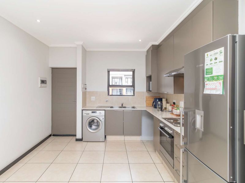 Amazing views and stylish apartment in Barbeque Downs - Photo 7