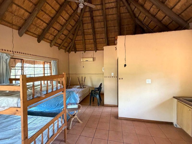 Exclusive to Century 21 Wildlife Properties, Tranquil Bush Home in Ndlovumzi Nature Reserve - Photo 6