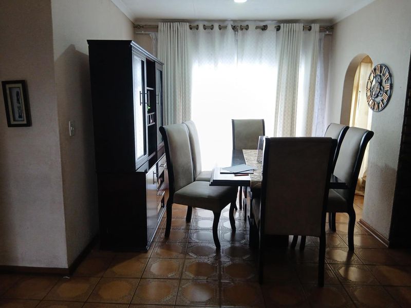 Simplex Townhouse - Photo 9