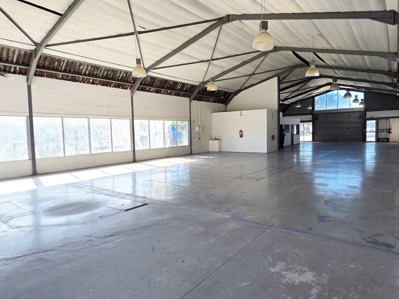 Brand New Retail Refurbishment in Tokai - Photo 2