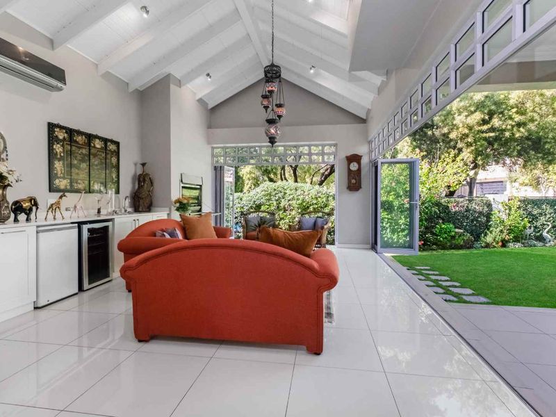 LOOKING FOR YOUR METICULOUSLY CARED FOR DREAM HOME TO ACCOMMODATE YOUR FAMILY? - Photo 10