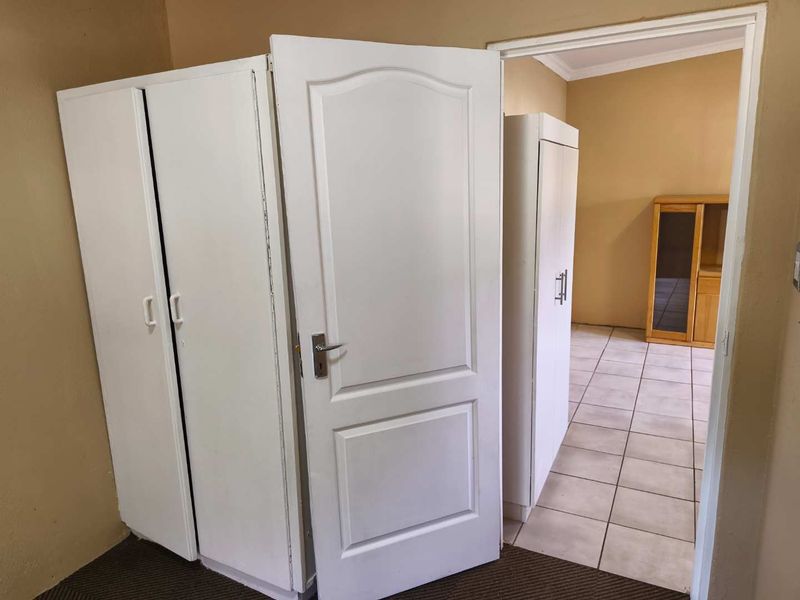 2 Bedroom cottage to rent in Joostenbergvlakte - Photo 10