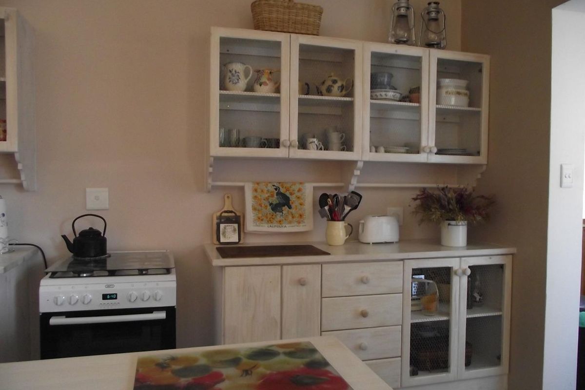 Low-Maintenance Family Home on a Large Erf in Kakamas - Photo 4