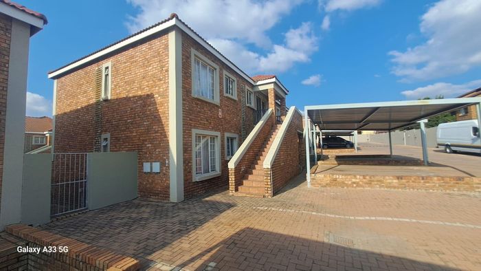 Property #2391548, Apartment Sold in Vorna Valley