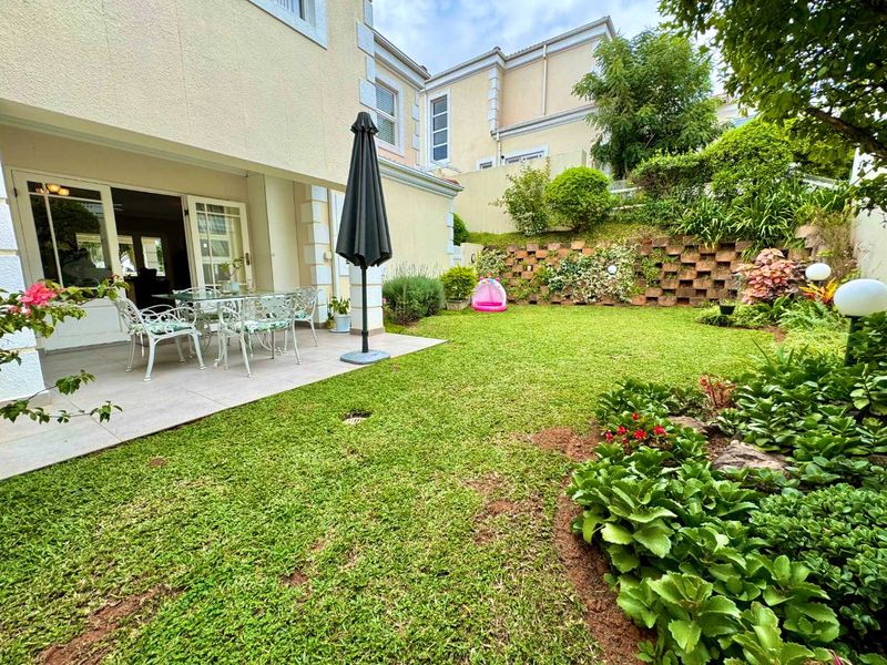 Spacious Family Townhouse with Private Garden in Ilala Ridge Estate - Photo 2