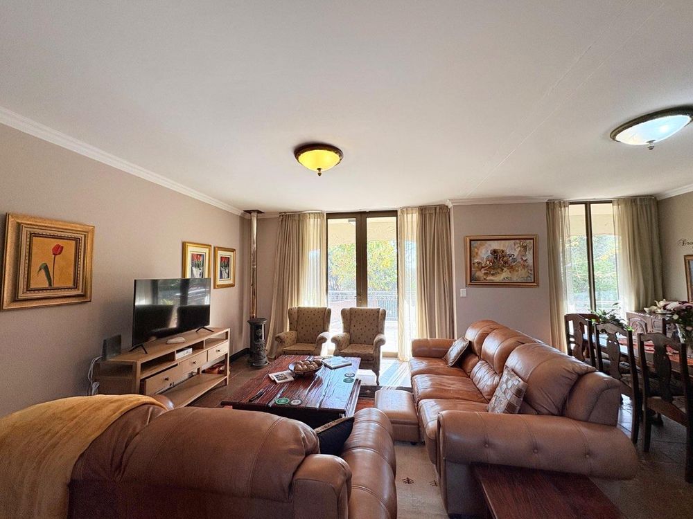 Entrance - Living area.