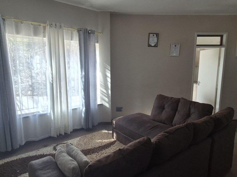 FOR SALE 1 BEDROOM IN WINDHOEK CENTRAL - Photo 9
