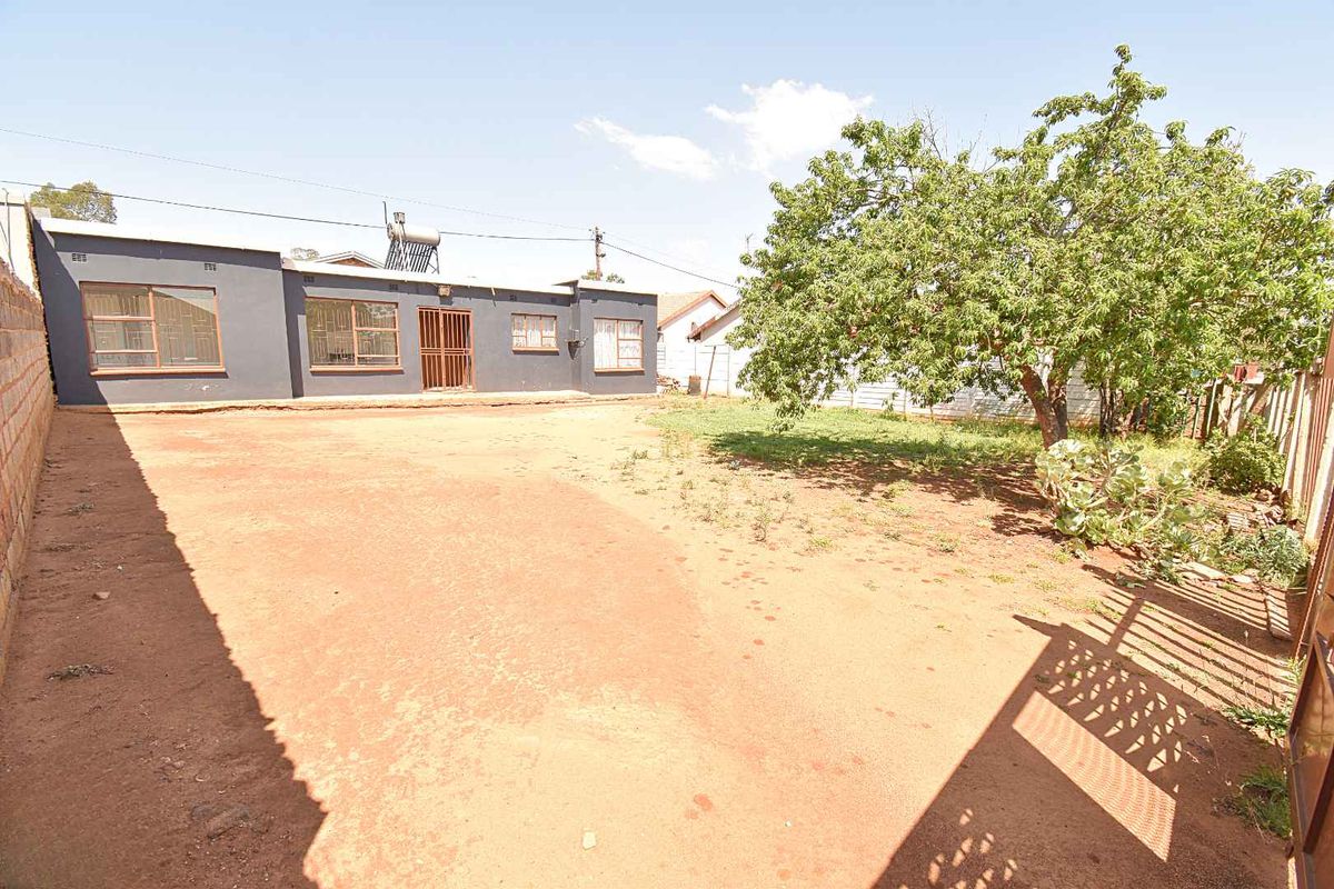 Vacant Land With Potential Rental Income - Photo 3