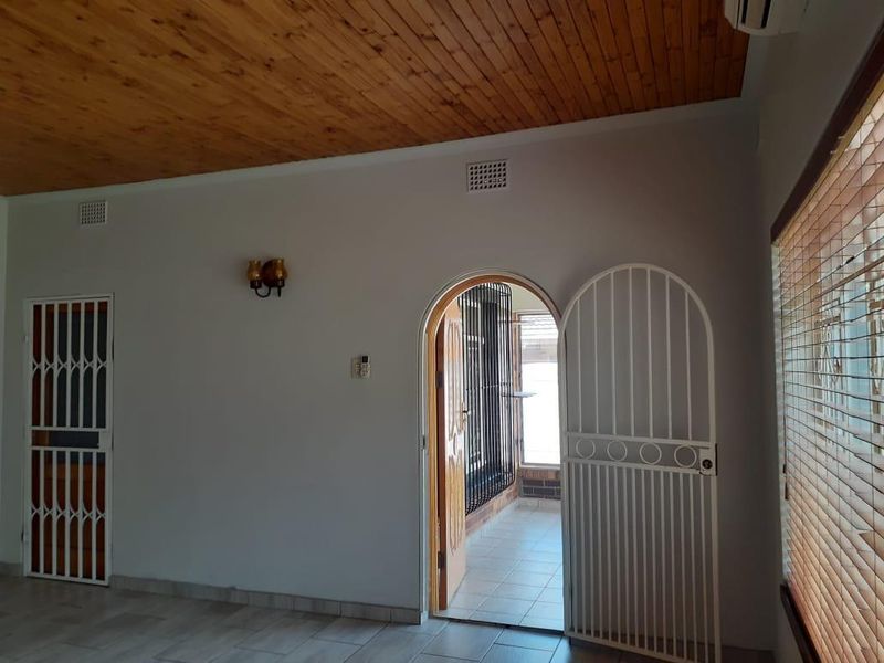 Investment property for sale in kempton park - Photo 9