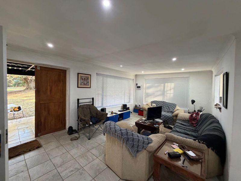 2 BEDROOM GARDEN COTTAGE TO LET - Photo 5