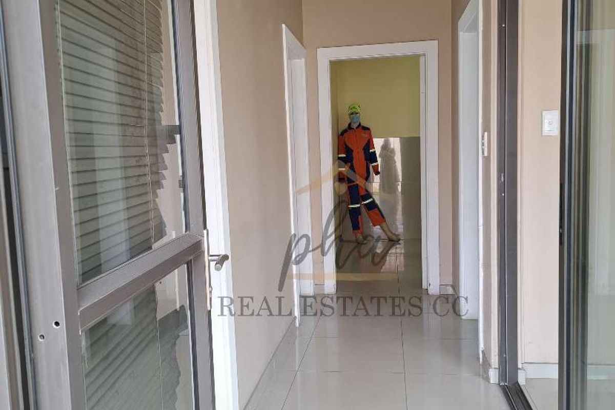 Business Premises with flat for sale in Central Walvis Bay - Photo 2