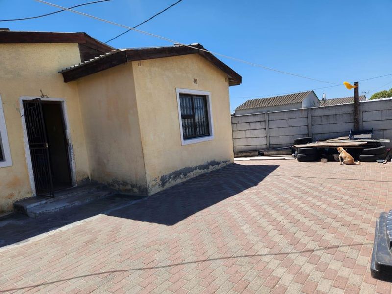 3 Bedroom house for Sale in Makhaza - Photo 9
