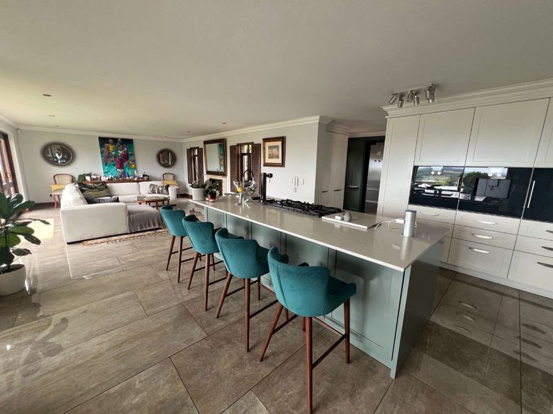 MAGNIFICENT LUXURY PROPERTY FOR RENT - Photo 5